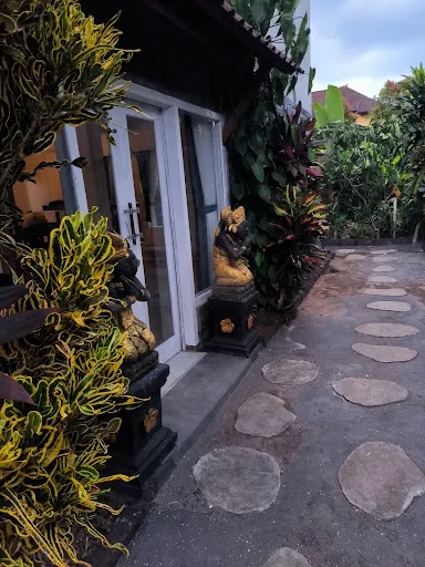 Yoga House Experience