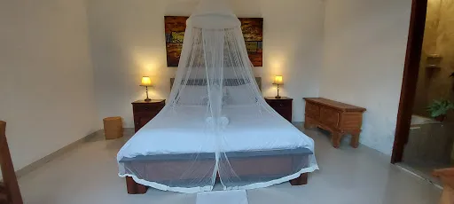 Yoga House Experience 1