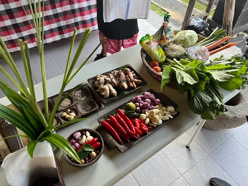 THE OMAHNEKA WARUNG COOKING CLASS 3