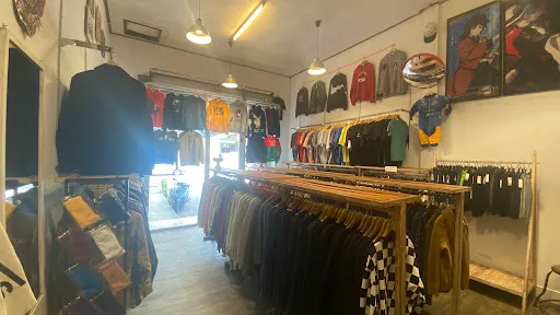 Ubud Second Shop (Vintage, Branded & Selected) 1