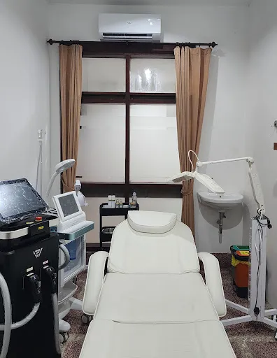 Praktek Dokter Spesialis Kulit, Kelamin dan Estetika Ubud Gianyar. Bangli 1