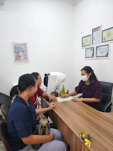 Praktek Dokter Spesialis Kulit, Kelamin dan Estetika Ubud Gianyar. Bangli 4