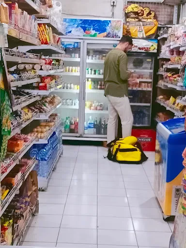 Yon Mart Sayan. 4