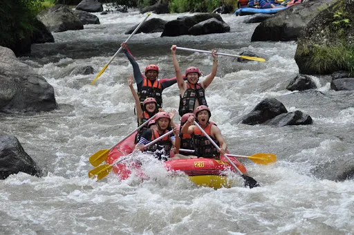 Sari Profit Rafting 1