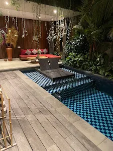 wiri’s villa 1