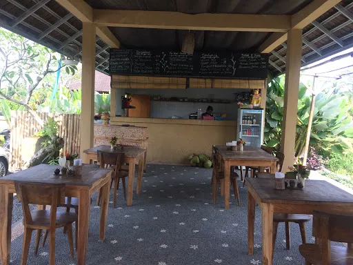 Dek Gun Restaurant