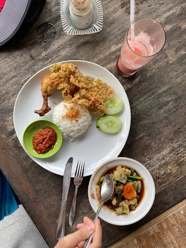 Sri Uma Warung 3