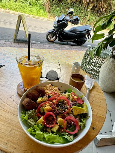 Dharma Coffee & Juice - Healthy, Vegetarian and Vegan Friendly 4