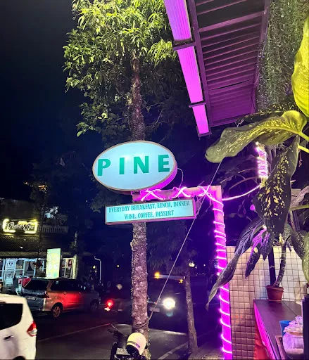 Pine Restaurant and Sushi Ubud 3