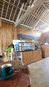 Arak Coffee Laba Penestanan