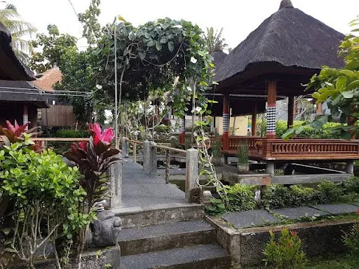 Nur Guest House 1