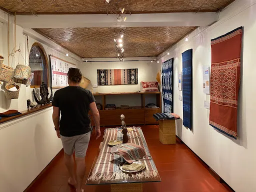 Threads of Life Store 3