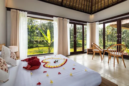 Suara Air Luxury Villa Ubud 2