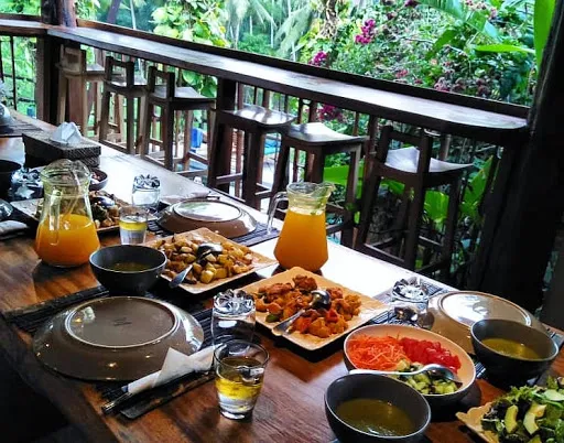 Gaia Retreat Center 1