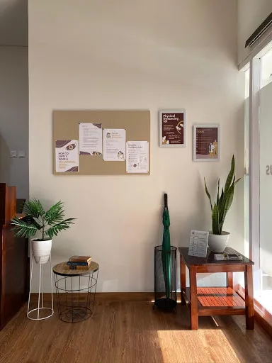 THE MEDICAL UBUD PELIATAN & INFUSION BALI (24 Hours Doctor, Home Care, Rabies Vaccine) 2