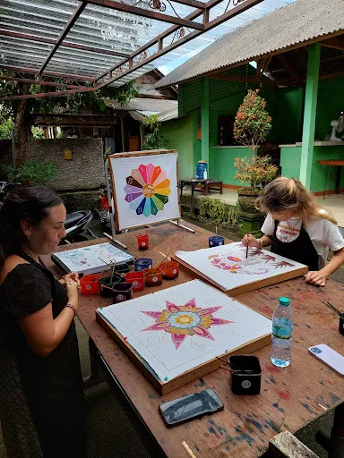 Widya's Batik Class 1