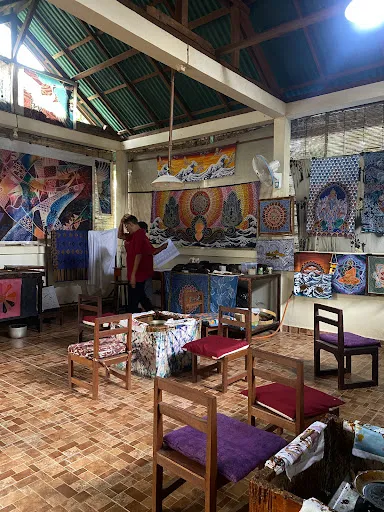 Widya's Batik Class 3