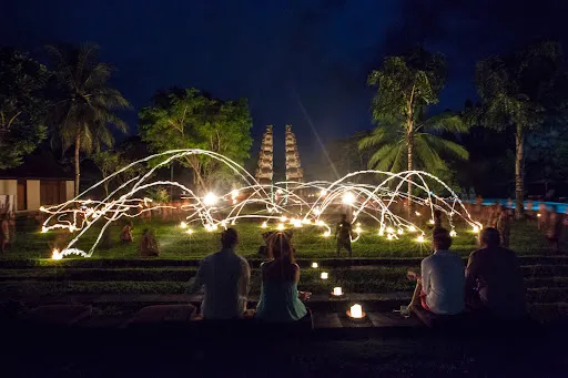 Kecak & Fire Dance at Tanah Gajah, Ubud 1
