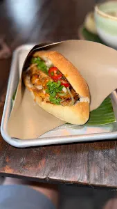 Bánh Mì Bistro 2