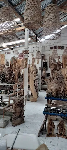 Yuyu wood carving & furniture 2