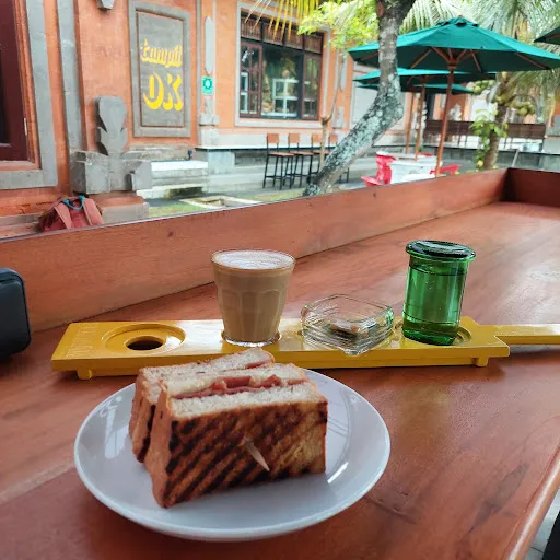 Seniman Espresso + Roastery 1