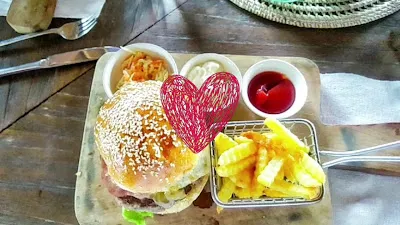 Fly Cafe & Cuisine 2