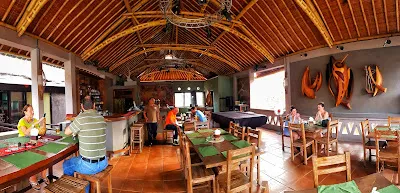 Fly Cafe & Cuisine 4