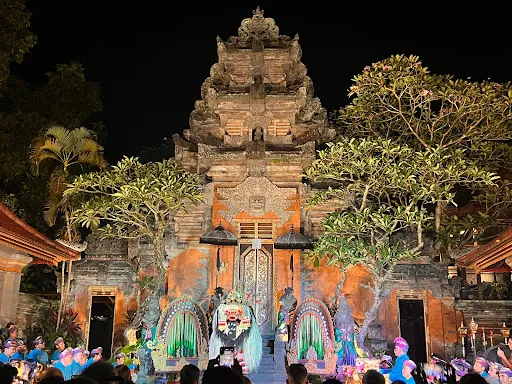 Ubud Palace Legong Dance Show 2