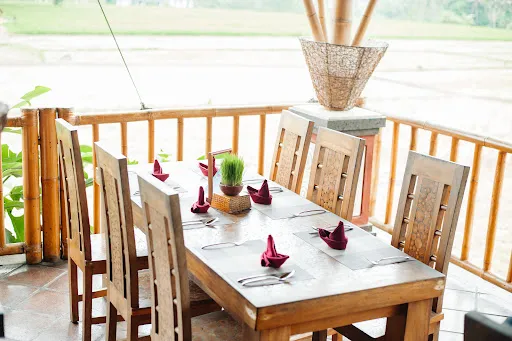 Bebek Tebasari Resto 2