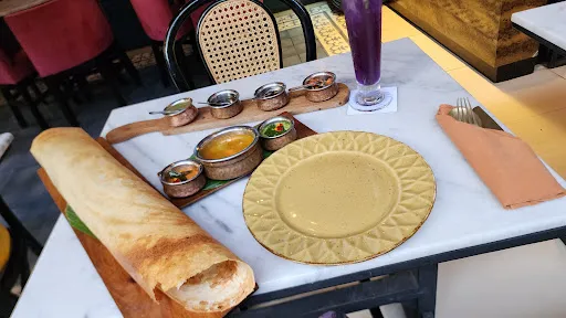 Pesona Lounge Ubud 3