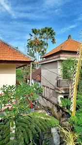Metteyya Guesthouse Ubud Bali 4