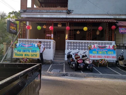PHO HWITTA 2