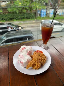 ACK Fried Chicken Ubud 1