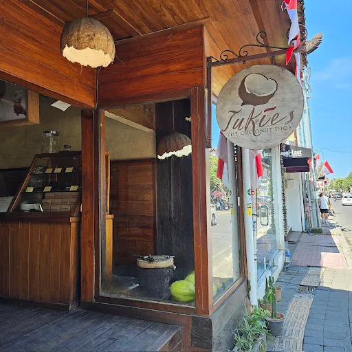 Tukies Coconut Shop 1