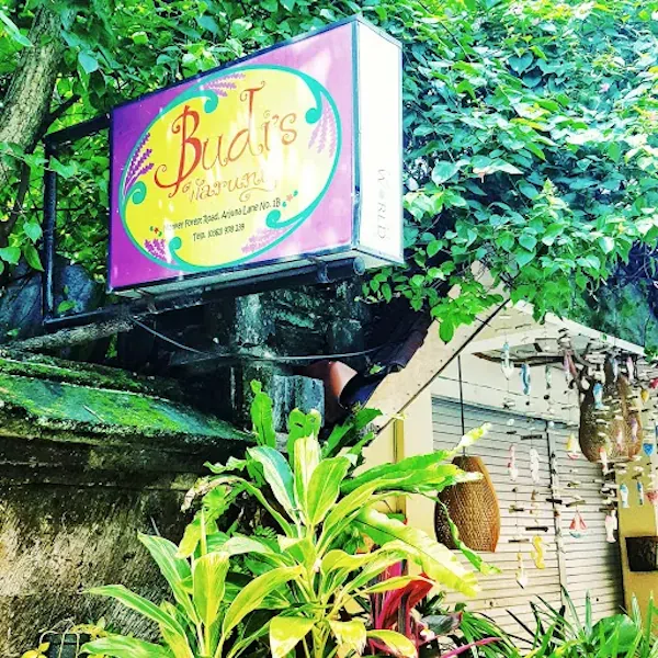 Budi's Warung 3