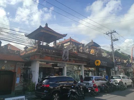 Nacivet Art Photography Gallery Ubud 1