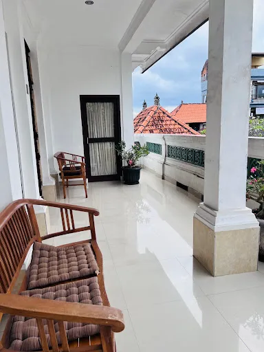 Umah Dauh Homestay RedPartner 4