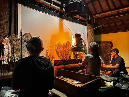 Oka Kartini Shadow Puppet Performance and Gallery 3