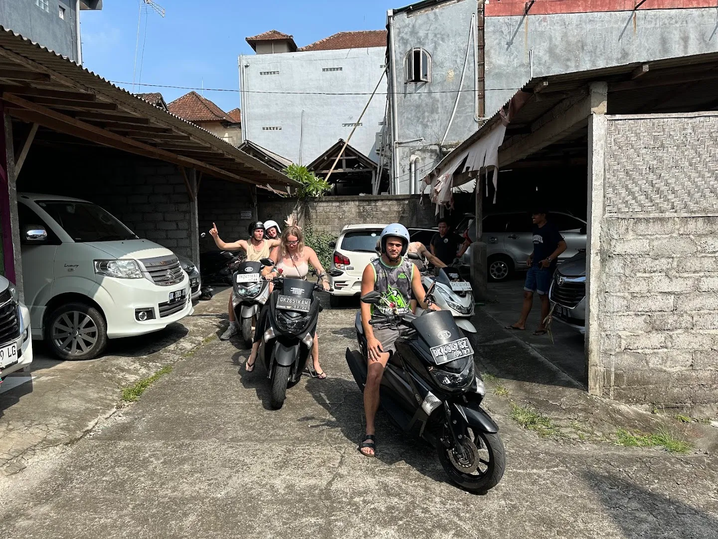 Bangkok's Car Rental 1