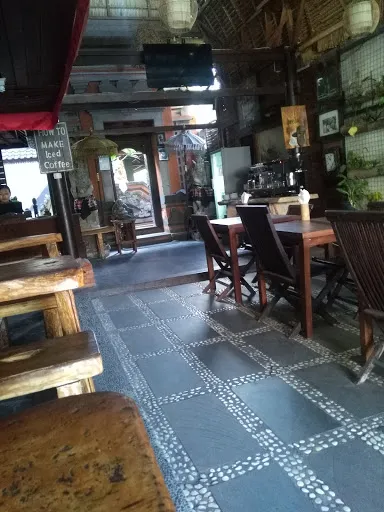 Uluwatu Handmade Balinese Lace - Ubud 1