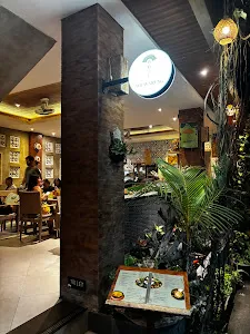 Warung Under Merkury 2