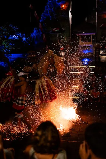 Kecak & Fire Dance at Pura Puseh Ubud 2