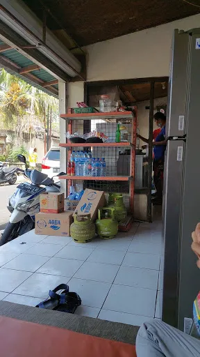 Warung Lawar Balung (Pak Budi) 2