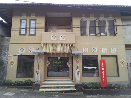 Tebesaya Gallery 1