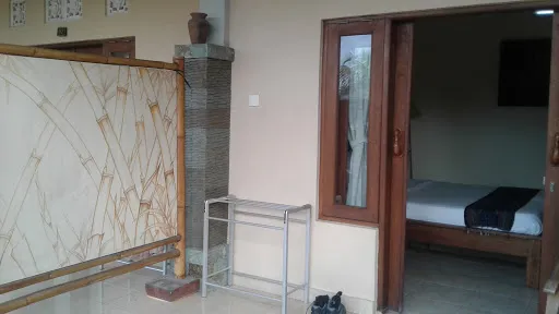 Adi House Homestay 4