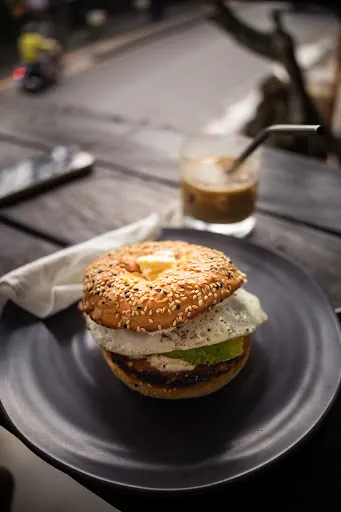 Monkey Cave Espresso Ubud 3