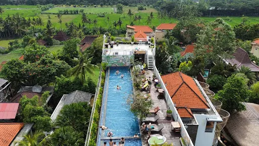 Bali Breeze Bungalows 4