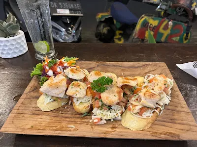 Moment Coffee and Grill 3