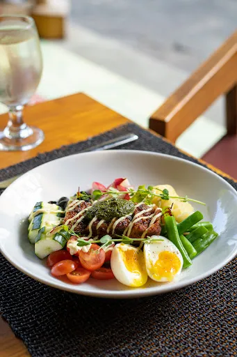 Kaukau Restaurant Ubud 2