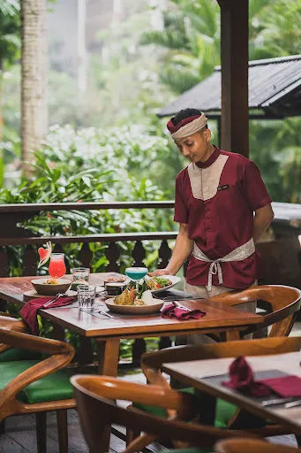 Kaukau Restaurant Ubud 3